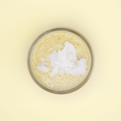 INGREDIENTS
“½ banana
½ cup mango chunks
1/3 cup coconut milk
1 tsp flax seed
1 tbsp honey
1 drop vanilla extract
”
INSTRUCTIONS
Add all ingredients to a blender. Blend until smooth and serve with ice. Garnish with shredded coconut.