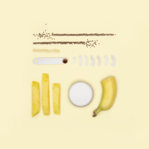 INGREDIENTS
“½ banana
½ cup mango chunks
1/3 cup coconut milk
1 tsp flax seed
1 tbsp honey
1 drop vanilla extract
”
INSTRUCTIONS
Add all ingredients to a blender. Blend until smooth and serve with ice. Garnish with shredded coconut.